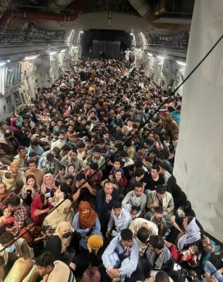 Son Dakika Havacılık Haberleri | Türk Hava Yolları, Pegasus, Sunexpress, Corendon, Havacılık, Havayolları, Havalimanları, Havaalanları, THY, Hostes, Pilot, Uçak, Kabin memuru, SHGM, DHMİ Kabil C 17 ucagin ici