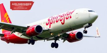 B737-8 MAX kalkış sırasında lastik patlaması ve hidrolik sorunu yaşadı