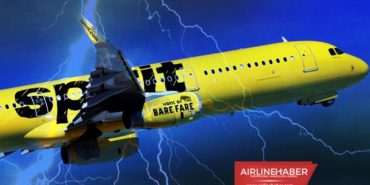 Spirit Airlines uçağına Havaalanından ayrıldıktan sonra art arda yıldırım çarptı