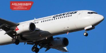 Qantas B738’in kabinini bir anda duman sardı. Uçak geri döndü
