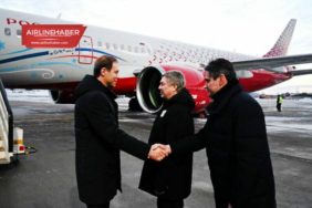 Rusya-Başbakan-Yardımcısı-Manturov,-MS-21-yolcu-uçağını-test-etti