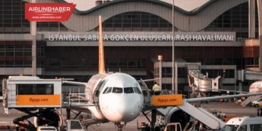 Yolcu uçağı piste giren tavşana çarptı; iki uçak pas geçti