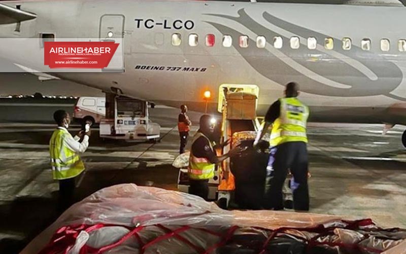 Gana'dan-depremzedeler-için-17-ton-yardım-malzemesi