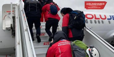 THY yardım malzemesi ve arama-kurtarma ekiplerini deprem bölgelerine ulaştırıyor