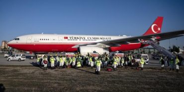 Cumhurbaşkanlığına ait özel uçak madencileri deprem bölgesine taşıdı