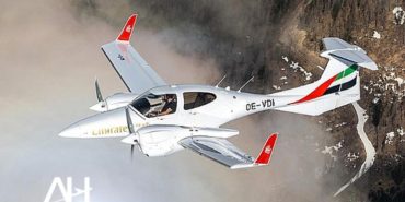 Emirates pilot eğitimi için üç DA42 sipariş etti