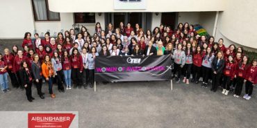 TEI, Havacı Kadınlar Haftası’nda kız öğrencilere havacılığı tanıttı