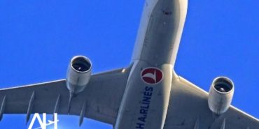 THY uçağında kadın yolcu kabin memuruna saldırdı. Uçak Antalya’ya acil iniş yaptı