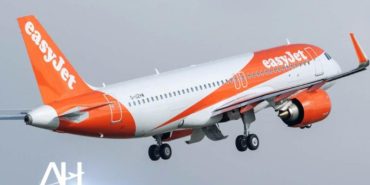 Easyjet A320’de kalkış sonrası yangın çıktı