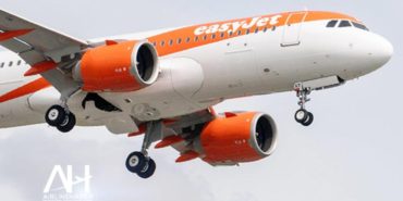 Easyjet Dalaman uçuşunda korku dolu anlar! Sol motorda patlama ve alev çıktı