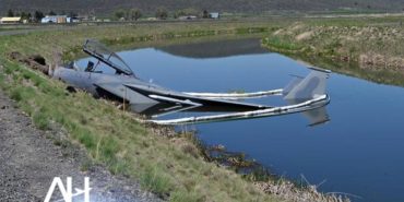 F-15D inişte sulama kanalına düştü