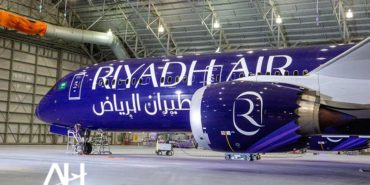 2025 yılında faaliyete geçecek! Boeing, Riyadh Air için B-787’yi şimdiden boyadı