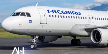 Freebird A320 uçağı havaalanında 16 saat mahsur kaldı