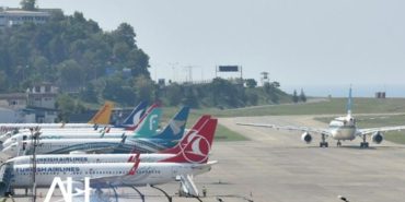 Trabzon havalimanı yarın 7 saat kapalı olacak. THY ve AnadoluJet seferlerini iptal etti
