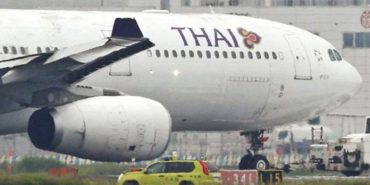 İki uçak taksi yolunda kaza yaptı