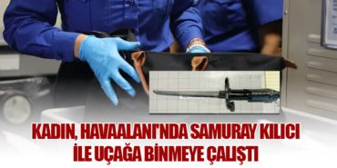 Kadın, Havaalanı’nda Samuray Kılıcı ile Uçağa Binmeye Çalıştı