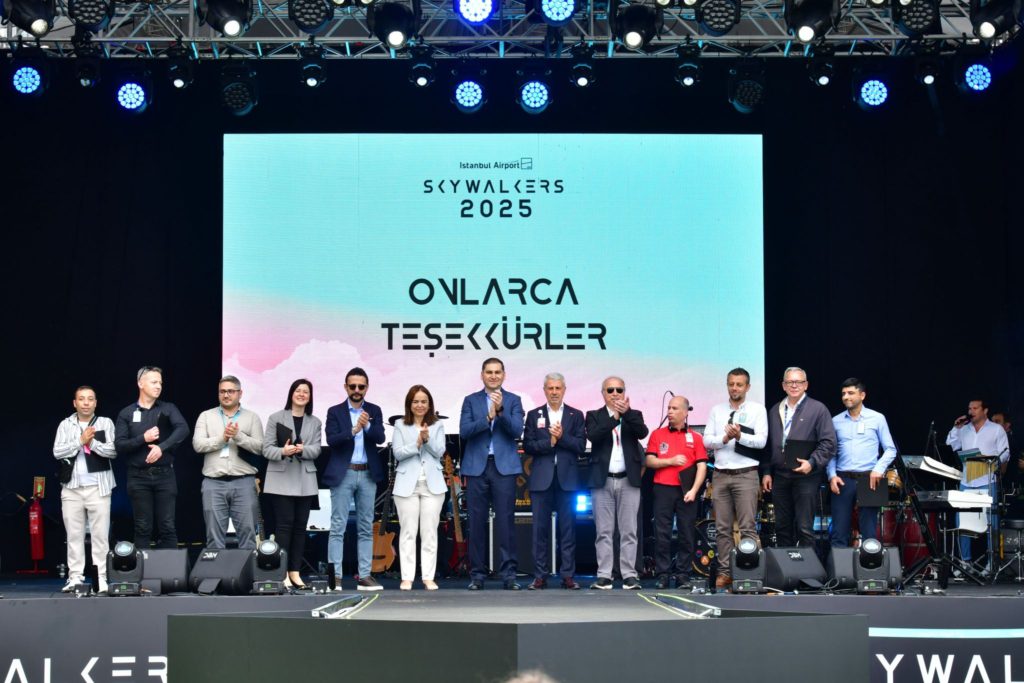 Son Dakika Havacılık Haberleri | Türk Hava Yolları, Pegasus, Sunexpress, Corendon, Havacılık, Havayolları, Havalimanları, Havaalanları, THY, Hostes, Pilot, Uçak, Kabin memuru, SHGM, DHMİ iGA Istanbul Havalimani Skywalkers Etkinligi1