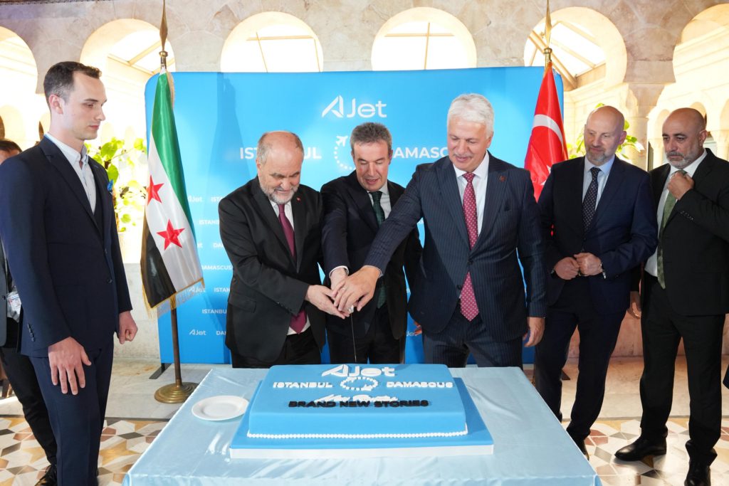 Son Dakika Havacılık Haberleri | Türk Hava Yolları, Pegasus, Sunexpress, Corendon, Havacılık, Havayolları, Havalimanları, Havaalanları, THY, Hostes, Pilot, Uçak, Kabin memuru, SHGM, DHMİ AJet Sam Hat Acilisi Sam Havalimani Karsilama Toreni 5