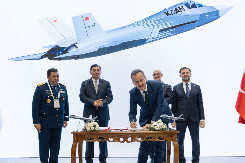 Son Dakika Havacılık Haberleri | Türk Hava Yolları, Pegasus, Sunexpress, Corendon, Havacılık, Havayolları, Havalimanları, Havaalanları, THY, Hostes, Pilot, Uçak, Kabin memuru, SHGM, DHMİ KAANIN SATISINA YONELIK RESMI SOZLESME IMZALANDI