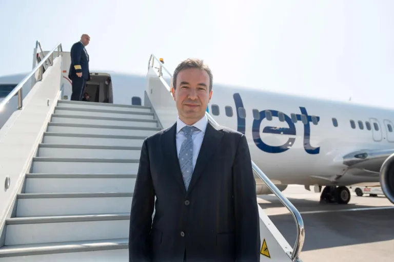 Son Dakika Havacılık Haberleri | Türk Hava Yolları, Pegasus, Sunexpress, Corendon, Havacılık, Havayolları, Havalimanları, Havaalanları, THY, Hostes, Pilot, Uçak, Kabin memuru, SHGM, DHMİ Buyuk AJet Genel Muduru Kerem Sarp 1