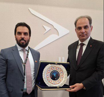 Son Dakika Havacılık Haberleri | Türk Hava Yolları, Pegasus, Sunexpress, Corendon, Havacılık, Havayolları, Havalimanları, Havaalanları, THY, Hostes, Pilot, Uçak, Kabin memuru, SHGM, DHMİ Soldan Saga Calidus LLC Ceosu Dr. Khalifa AlBlooshi KEYVAN Havacilik CEOsu Mehmet Keyvan