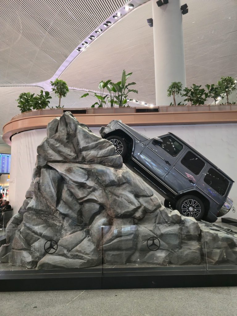 Son Dakika Havacılık Haberleri | Türk Hava Yolları, Pegasus, Sunexpress, Corendon, Havacılık, Havayolları, Havalimanları, Havaalanları, THY, Hostes, Pilot, Uçak, Kabin memuru, SHGM, DHMİ Mercedes 1