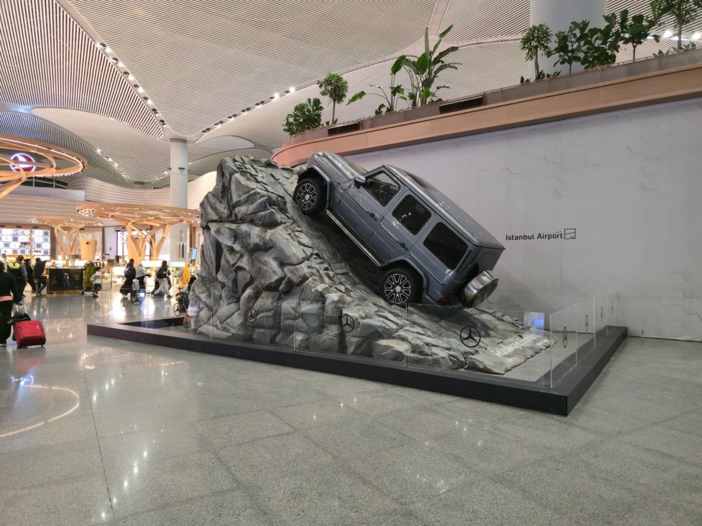 Son Dakika Havacılık Haberleri | Türk Hava Yolları, Pegasus, Sunexpress, Corendon, Havacılık, Havayolları, Havalimanları, Havaalanları, THY, Hostes, Pilot, Uçak, Kabin memuru, SHGM, DHMİ Mercedes 5