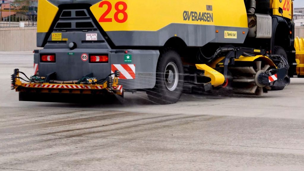 Sabiha Gökçen Havalimanı Kış Operasyonlarına Hazır 6 Haberler Sabiha Gökçen Havalimanı Son Dakika Havacılık Haberleri | Türk Hava Yolları, Pegasus, Sunexpress, Corendon, Havacılık, Havayolları, Havalimanları, Havaalanları, THY, Hostes, Pilot, Uçak, Kabin memuru, SHGM, DHMİ Sabiha Gokcen Havalimaninda karla mucadele ekipleri hazirliklarini tamamladi3