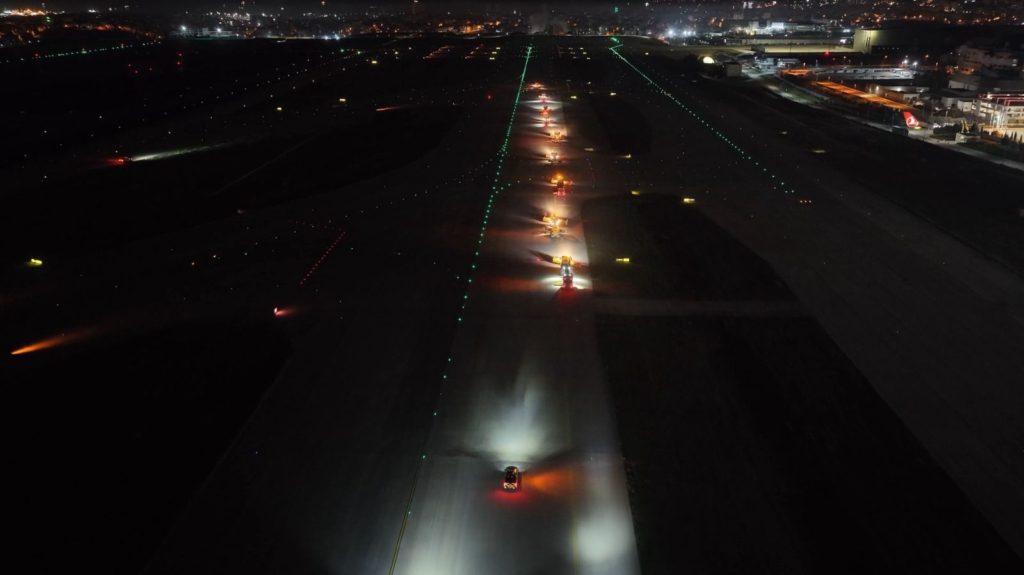 Sabiha Gökçen Havalimanı Kış Operasyonlarına Hazır 7 Haberler Sabiha Gökçen Havalimanı Son Dakika Havacılık Haberleri | Türk Hava Yolları, Pegasus, Sunexpress, Corendon, Havacılık, Havayolları, Havalimanları, Havaalanları, THY, Hostes, Pilot, Uçak, Kabin memuru, SHGM, DHMİ Sabiha Gokcen Havalimaninda karla mucadele ekipleri hazirliklarini tamamladi4