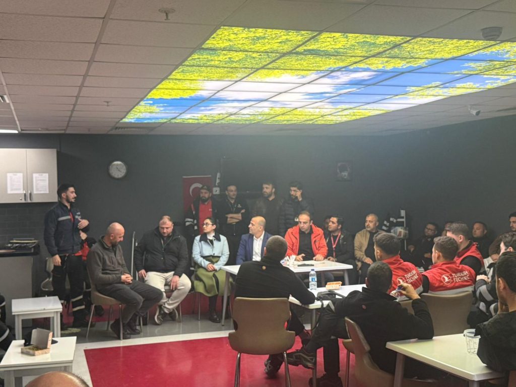 Son Dakika Havacılık Haberleri | Türk Hava Yolları, Pegasus, Sunexpress, Corendon, Havacılık, Havayolları, Havalimanları, Havaalanları, THY, Hostes, Pilot, Uçak, Kabin memuru, SHGM, DHMİ WhatsApp Image 2025 12 05 at 13.47.41 4