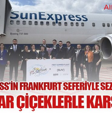 SunExpress’in Frankfurt seferiyle sezon açıldı, yolcular çiçeklerle karşılandı